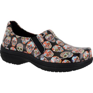 Easy WORKS by Easy Street Bind Women's Slip-Resistant Patent Leather Slip-on Work Shoe, , large